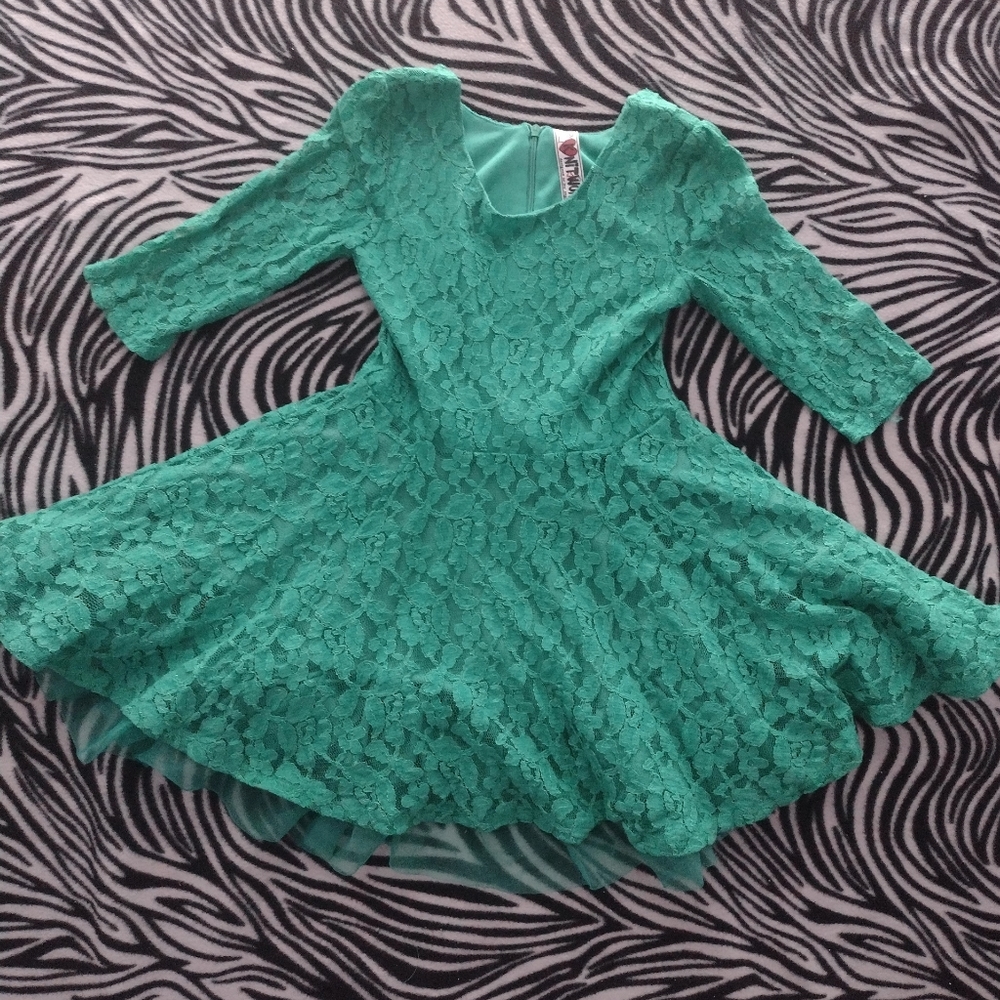 Green lace dress